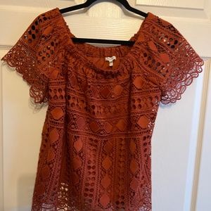 Womens shirt too size L Maurice’s terracotta rust fall color